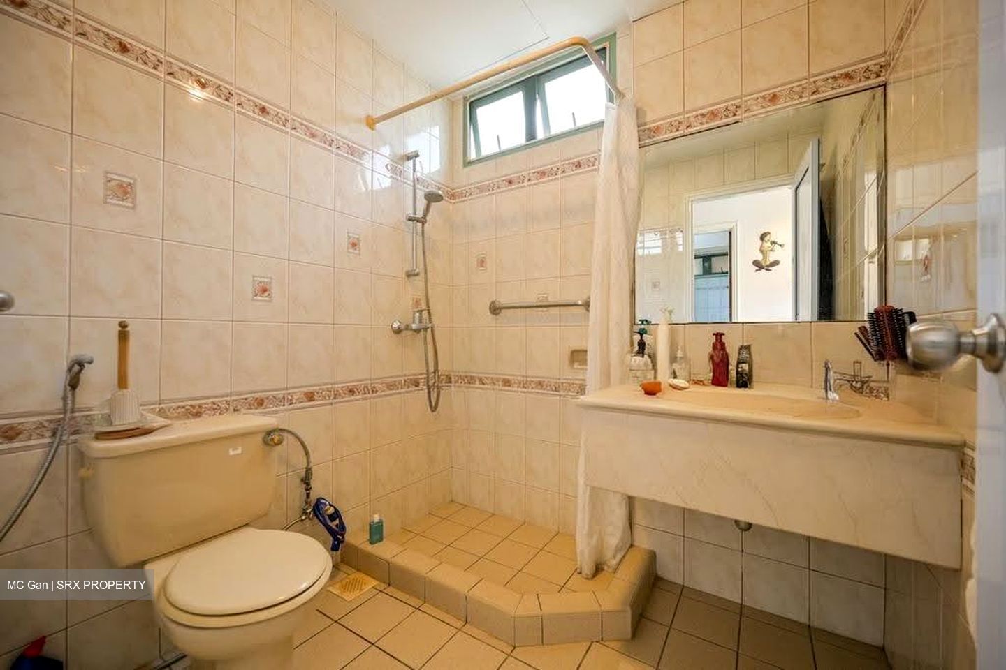 Hillview Park (D23), Condominium #635077761